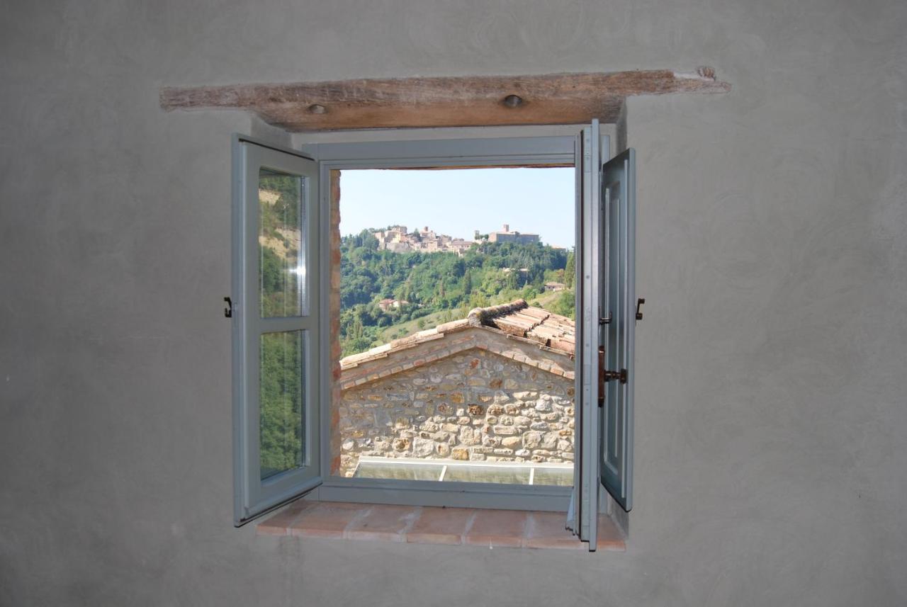 Borgo Cardaneto Bed and Breakfast Montone  Buitenkant foto