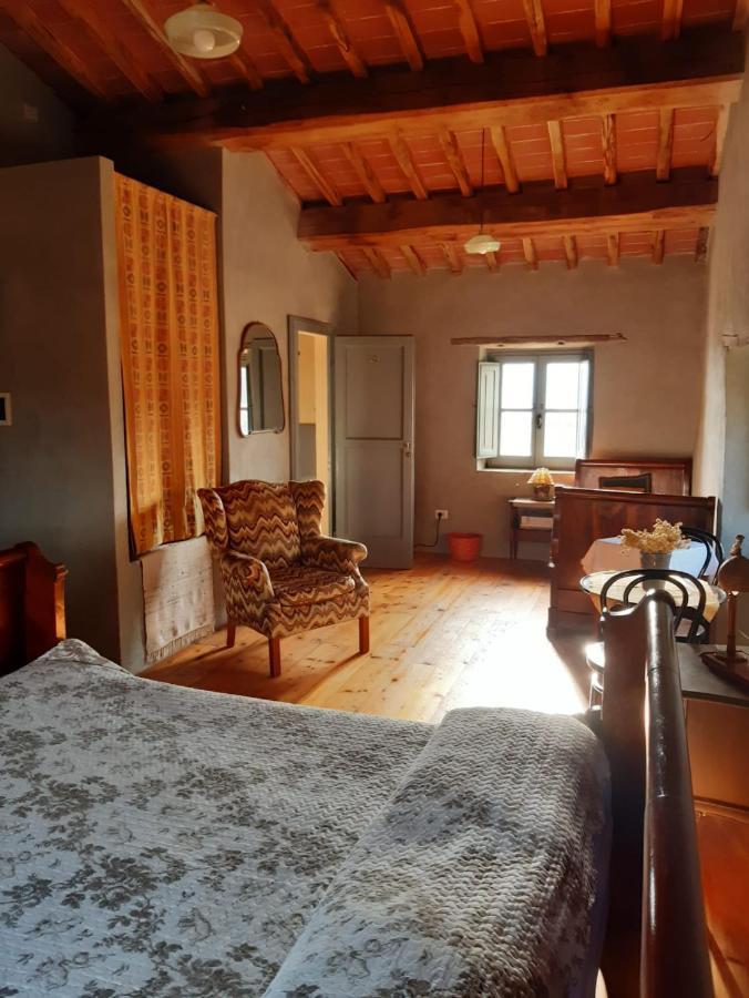 Borgo Cardaneto Bed and Breakfast Montone  Buitenkant foto
